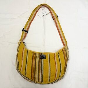 NWT Anina Nepal Made Knit bag